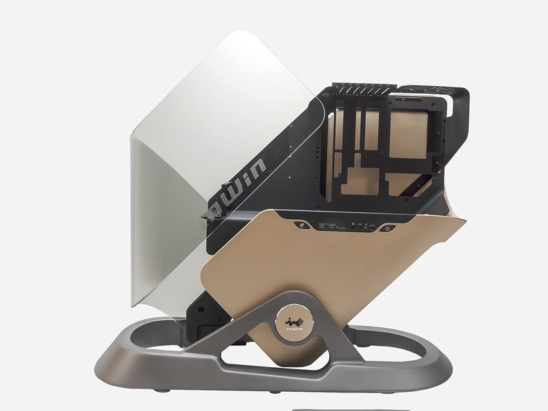 電動で開く構造