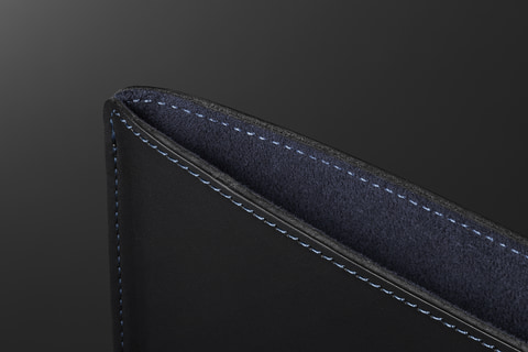 VAIO、イタリアンレザーのVAIO SX14-R専用ケース - PC Watch