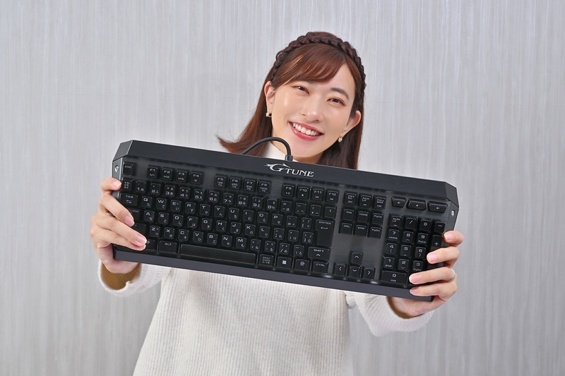 ゲーミングキーボードはG TUNEオリジナル。Cherry MX 黒軸スイッチを採用するハイエンド仕様