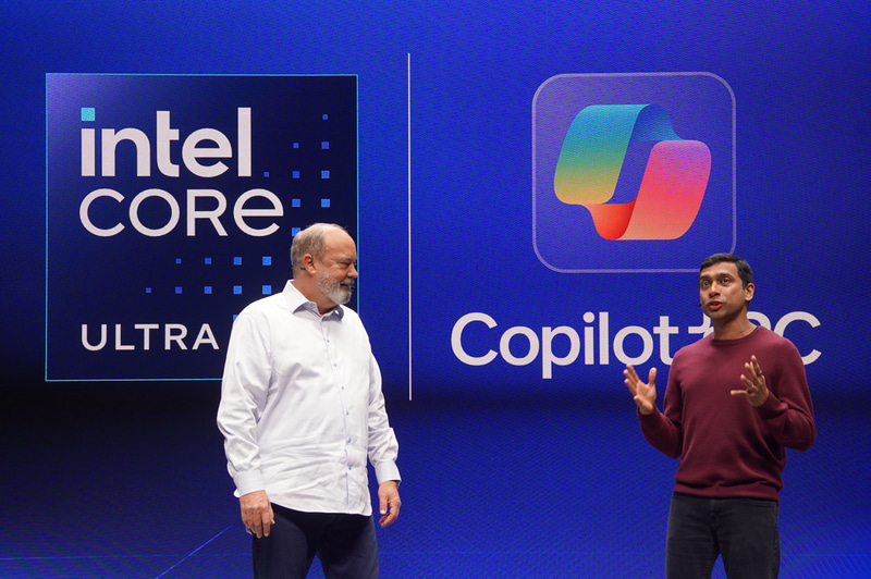 Microsoft Windows+デバイス担当 執行役員 パヴァン・ダビュルリ氏も登壇し、ビジネス向けのCopilot+ PCについて説明