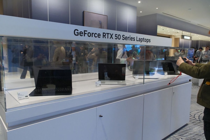 会場には搭載製品が並べられていた