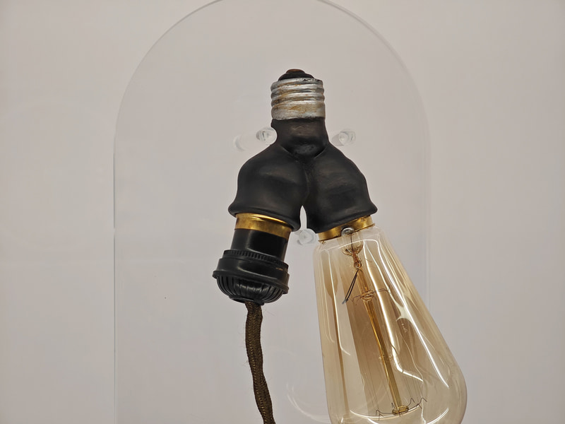 パナソニックブースに展示されていた二股ソケット