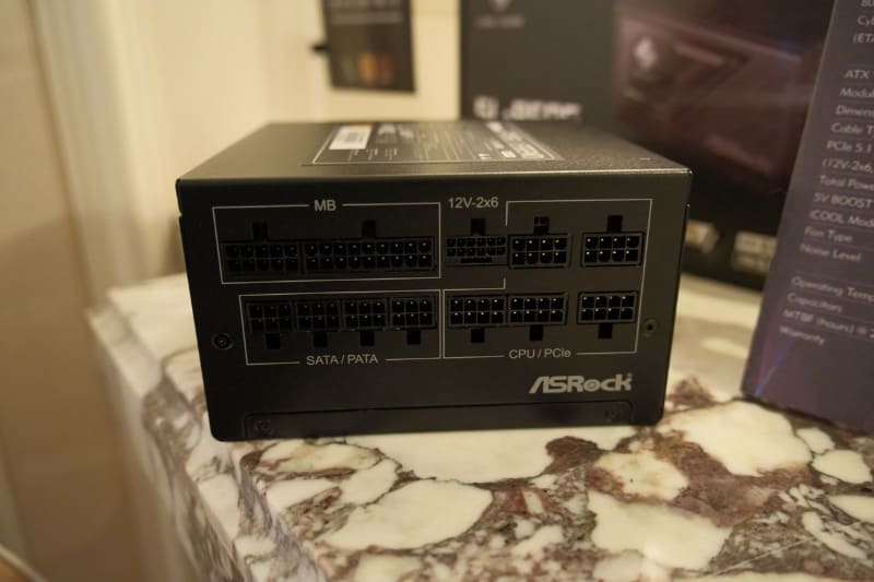 Steel Legend SL-850G(ブラック)