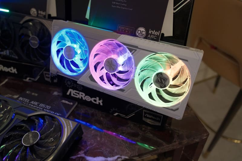 Arc B580 Steel Legend 12GB OC