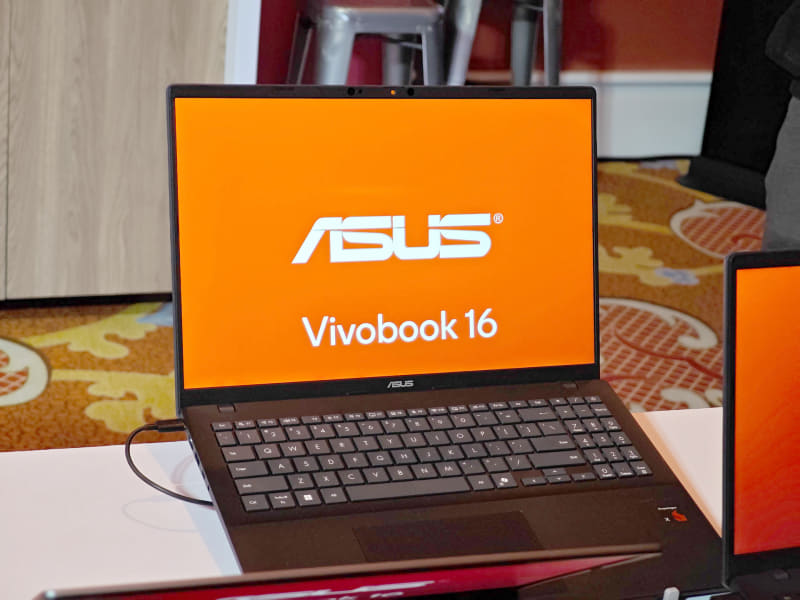 ASUS Vivobook 16