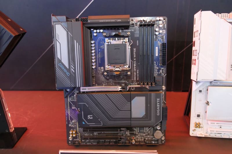 B850 GAMING X WIFI6E