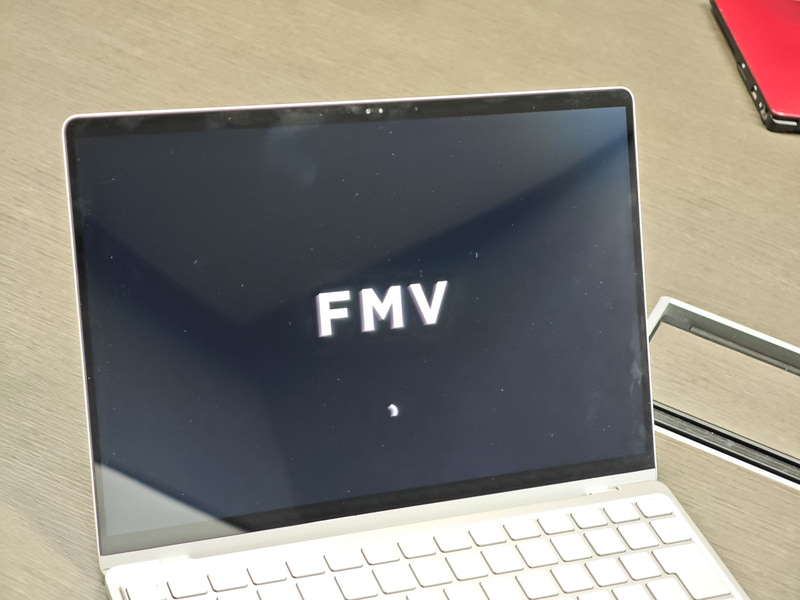 こちらはFMV Note Cの起動時画面
