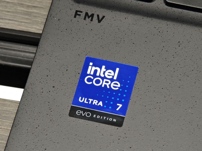 新しいFMV Note UはCore Ultra 200Vを搭載