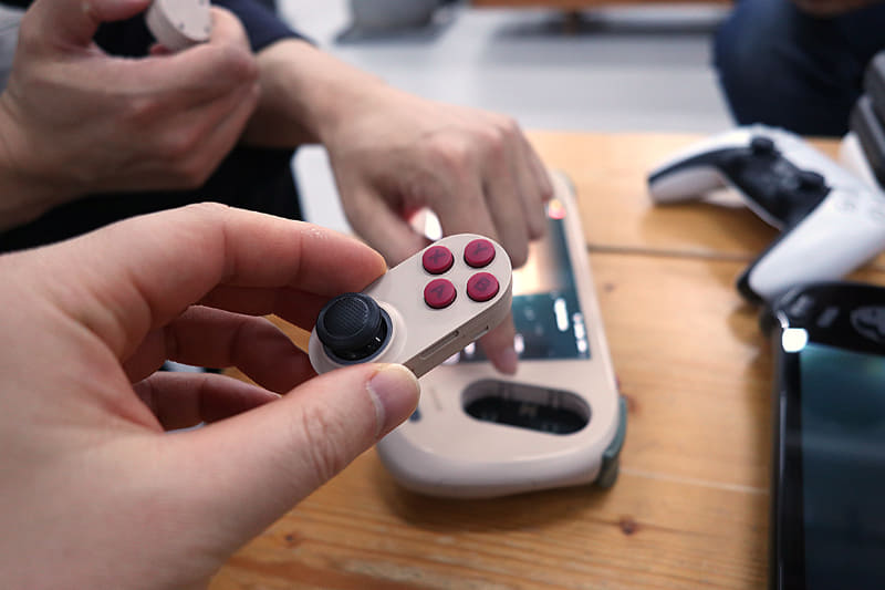 取り外したコントローラ部