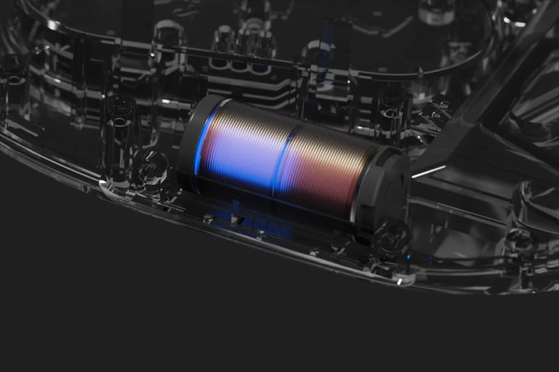 自社開発した磁力サスペンションモーター。これまでのポータブルWindowsゲーム機で最も優れた振動経験が得られる