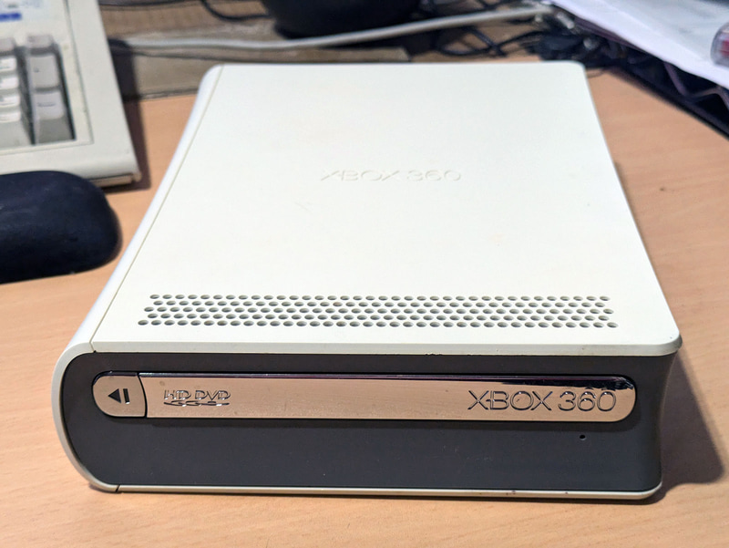 当然筆者も所有している。でももう稼動させられる環境がない