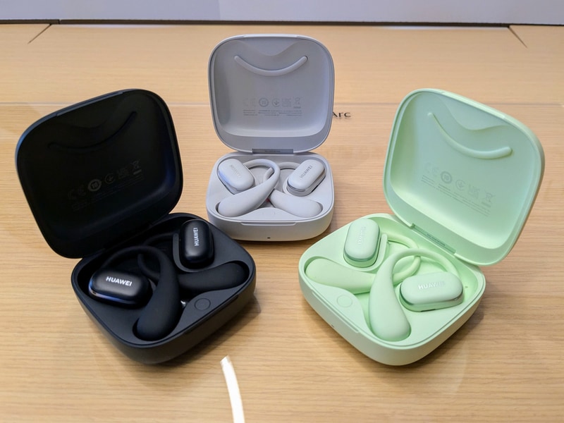 左からブラック、グレー、グリーン