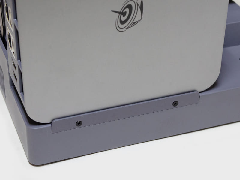 本体を固定。内側がゴム