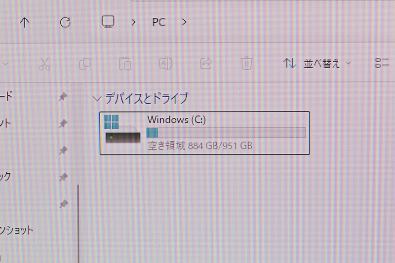 メモリ容量は最低16GB、内蔵ストレージ容量は500GB以上を基準にしよう