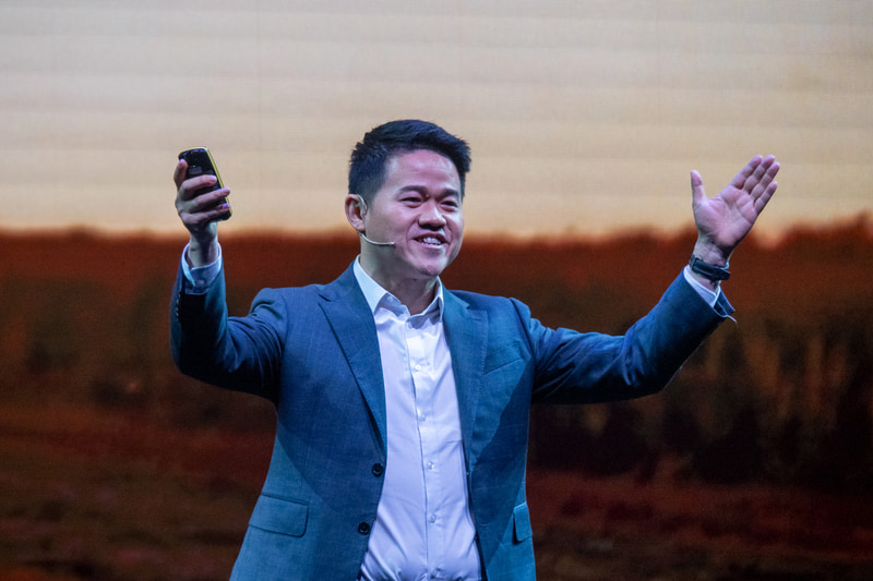 Huawei CMO of HUAWEI Consumer Business Group Alex Huang氏