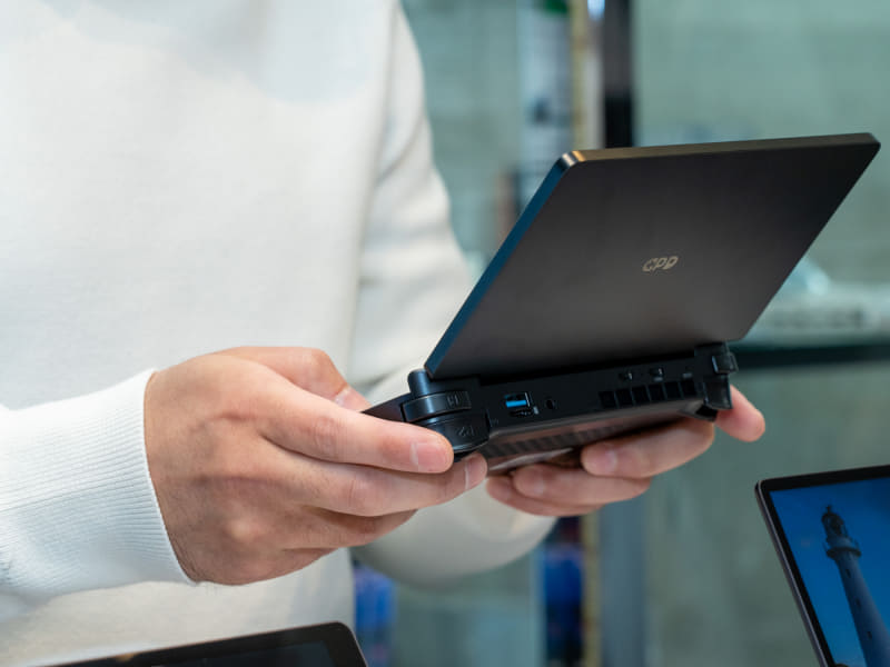 手に持ったところ