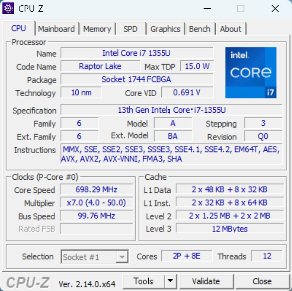 CPUはPコア2基、Eコア8基で10コア12スレッドの「Core i7-1355U」を搭載。最大クロックは5GHzとノートPCとしては高め