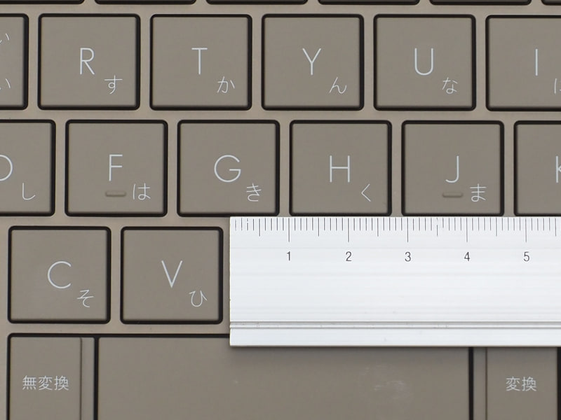 キーピッチはおおよそ19mmほど