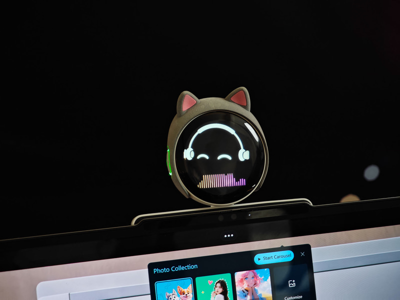 ThinkBook 16p Gen 6にMagic Bay Dual Display Conceptを装着したところ、1つのノートPCで3つのディスプレイ