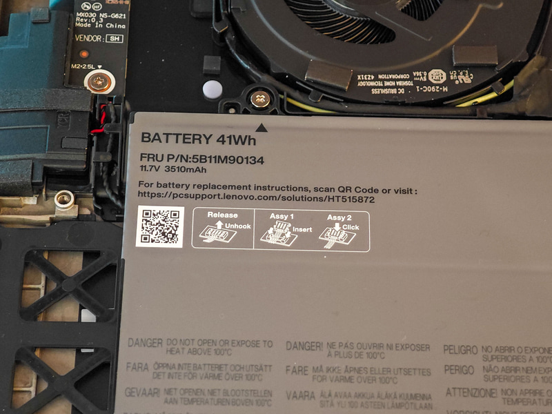 ThinkPad X13 Gen 6(13.3型Intel)のバッテリ、CRUになっておりユーザーが交換できる
