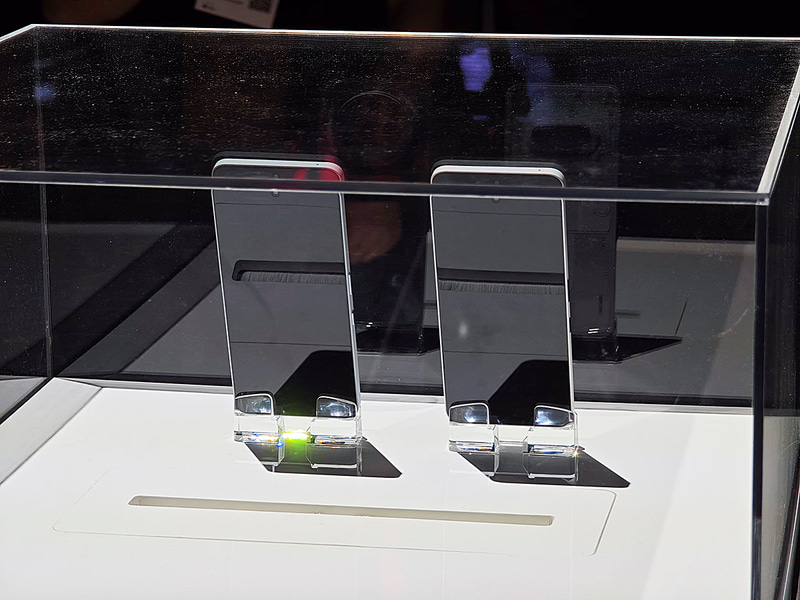 ディスプレイ面