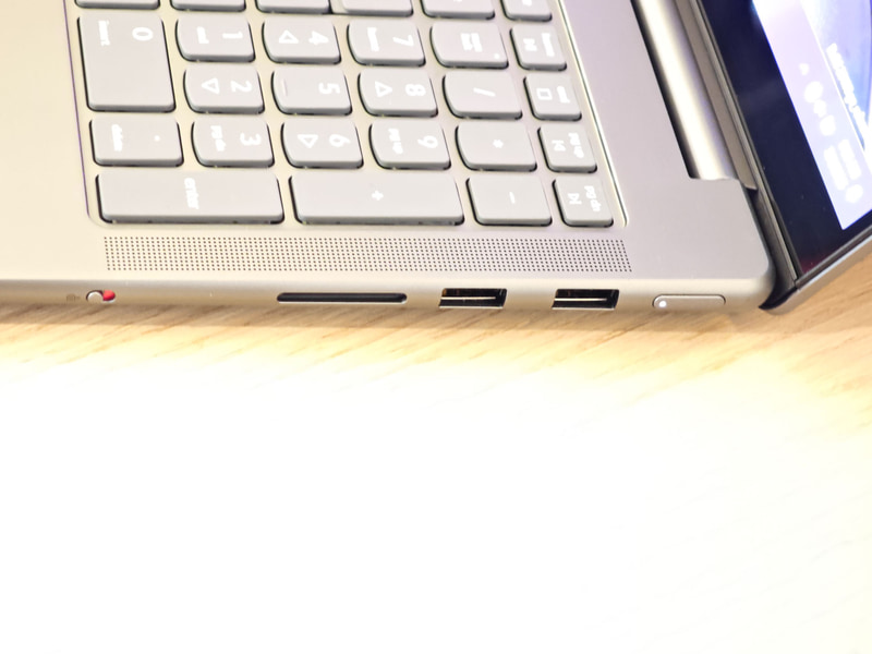 Yoga Pro 9i Aura Edition (16",10)