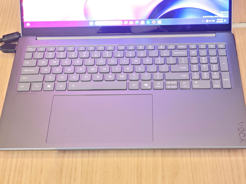 Yoga Pro 9i Aura Edition (16",10)