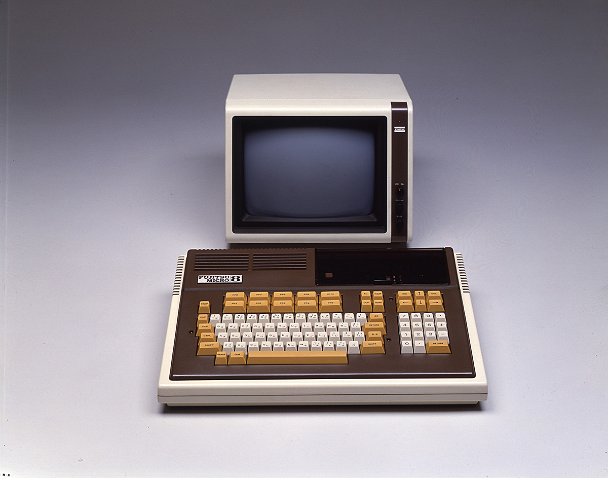 FUJITSU MICRO 8という名称がFM-8に転じた