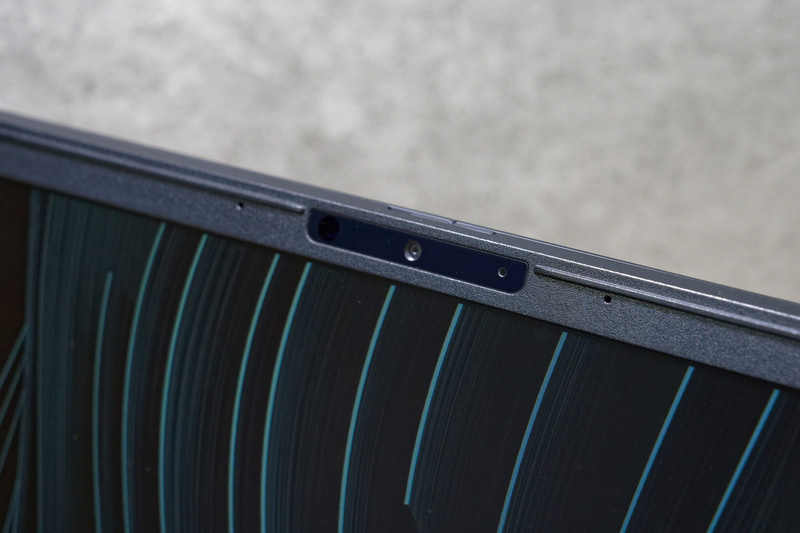 Windows Hello顔認証対応のWebカメラ