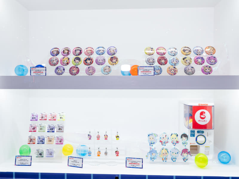 3月以降に発売予定の缶バッジやマスコット