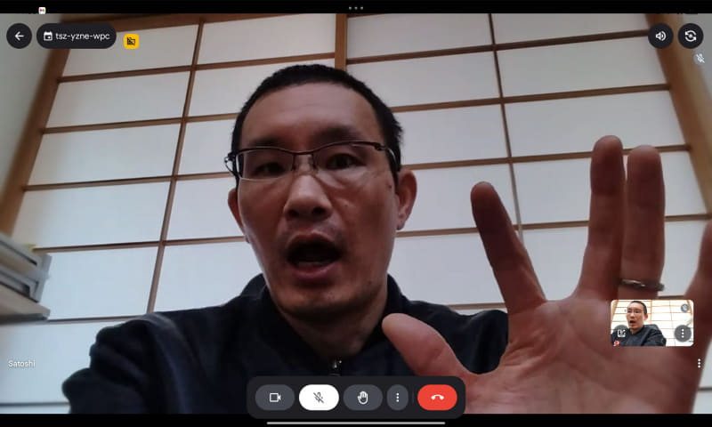 Web会議を想定したインカメラの映り(別端末からのスクリーンショット)。暗めなので照明などを併用したい