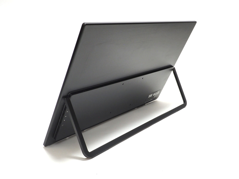 スタンド式で角度調整できる