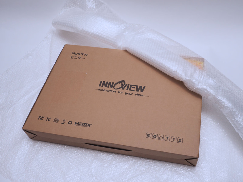 製品梱包箱で大丈夫とは思うが、電車移動という不安もあり緩衝材も使った