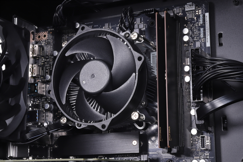 Core Ultra 7 265の冷却を担う空冷CPUクーラー
