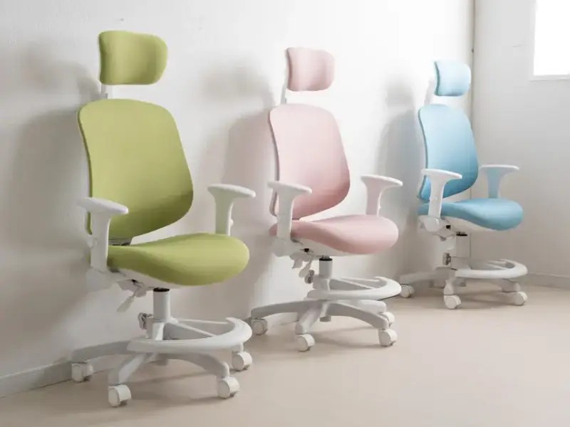 ライムグリーン、パステルピンク、スカイブルー