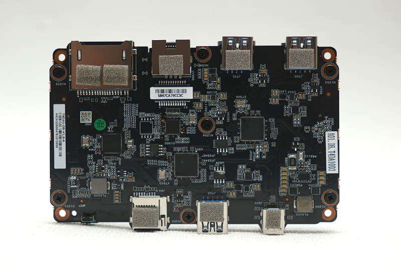 底面もチップがみっちり