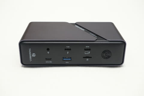 その他ノートPCアクセサリー MINISFORUM TB4-01 Thunderbolt4 Amazon.co.jp: MINISFORUM TB4-01 12-in-1ドッキングステーション