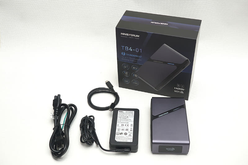 製品パッケージと内容物