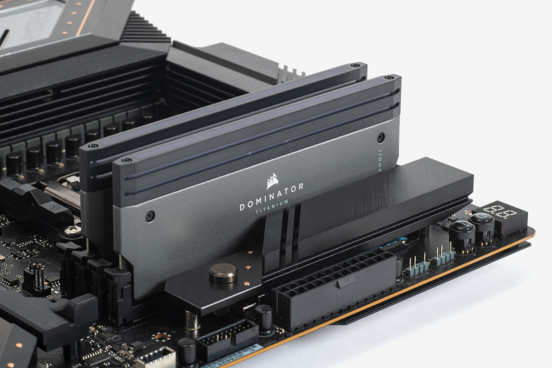 同じ手順でもう1枚も取り付ける