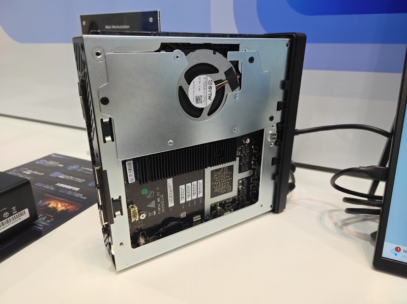 M.2が3基という構成はMS-01譲り