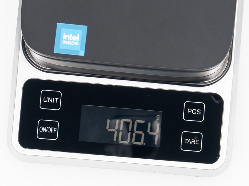 重さの実測値は406g