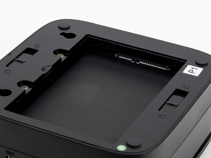 7mmと9.5mm厚のSSDに対応する