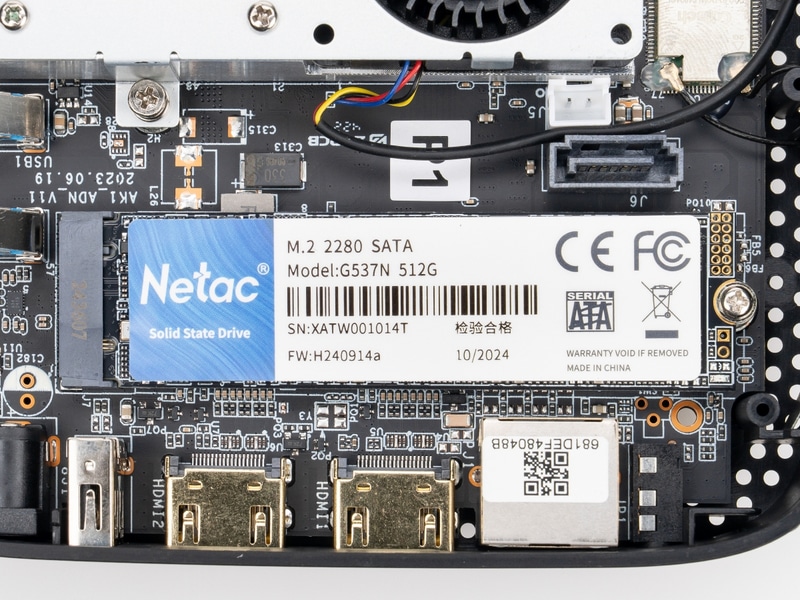 ストレージはSATA接続のNetac G539N 512GB