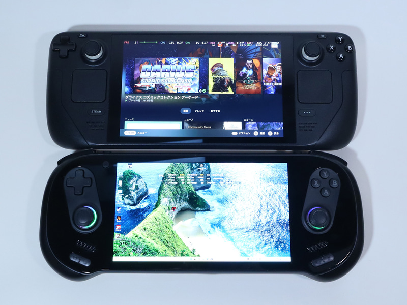 Steam Deckとの比較。サイズ感はかなり近いが僅かにAYANEO 3の方が小さい
