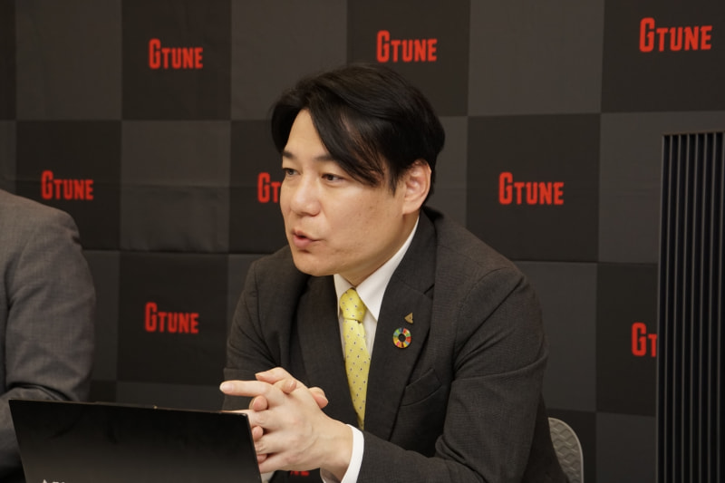 取締役営業部門管掌兼第二営業本部本部長の氏家朋成氏