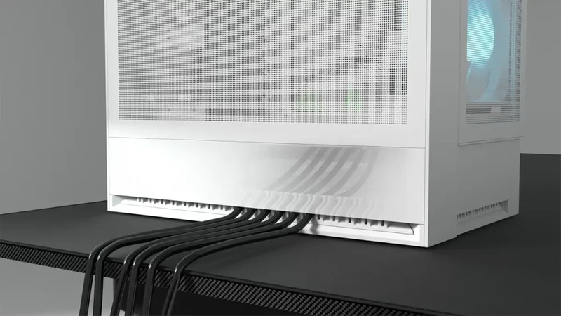 ベースコンパートメントにより配線を隠せる