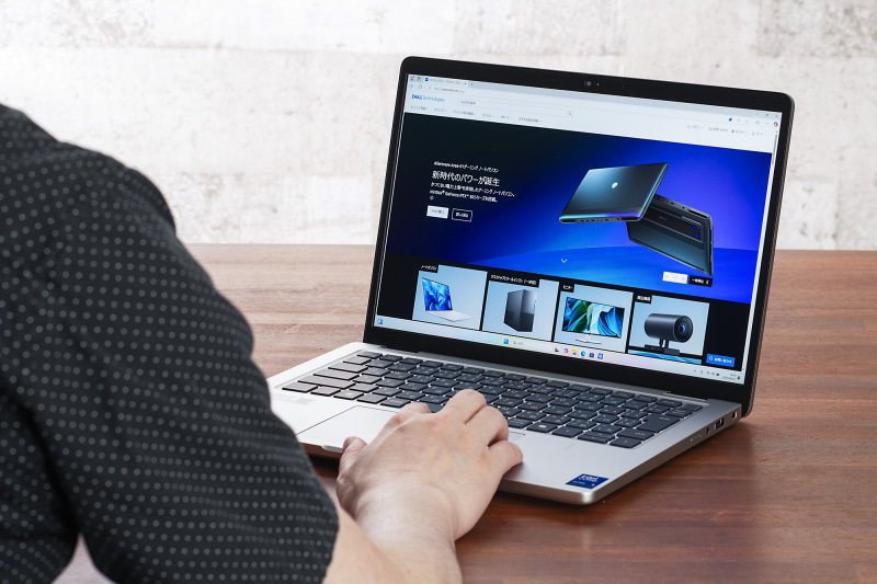 打鍵音が静かなので、静かな場所でも安心して作業できる