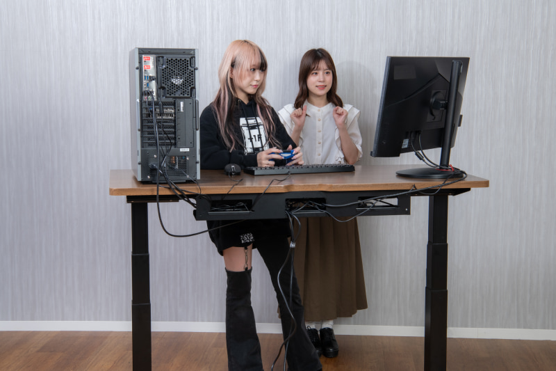 立ちながらのゲームプレーもボタンをワンタッチするだけ