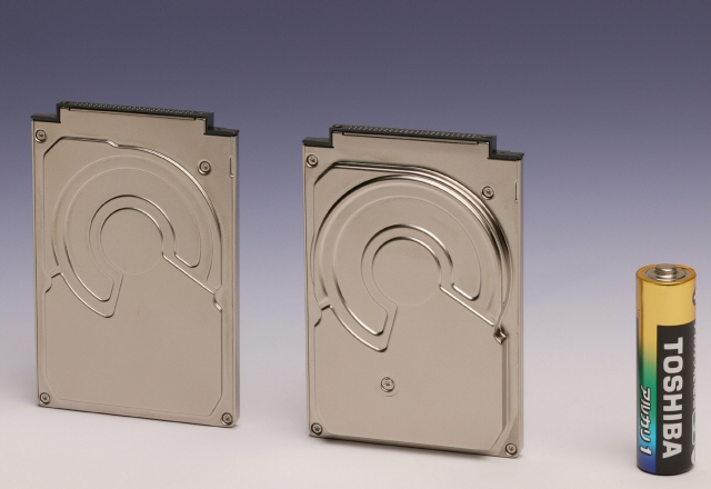 東芝が開発したPMR方式の1.8インチHDD