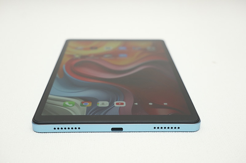 スピーカーは2基だが、片方にしかない